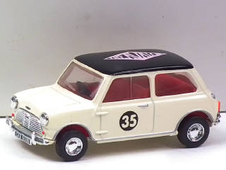 Lot 336 - DINKY MATCHBOX (1)