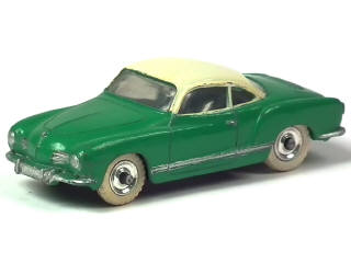 Lot 246 - DINKY TOYS (GB) (1)