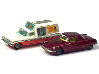 Lot 221 - CORGI TOYS (GB) (2)
