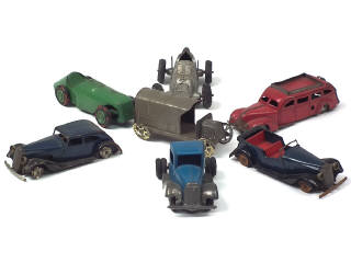 Lot 167 - DIVERS (7)