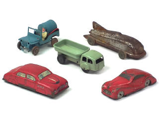 Lot 164 - DIVERS (5)
