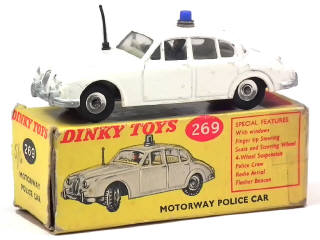 Lot 252 - DINKY TOYS (GB) (1)