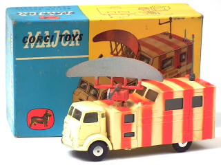 Lot 209 - CORGI TOYS (GB) (1)
