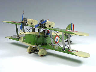 Lot 863 - MECCANO (1)