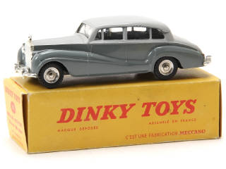 Lot 529 - DINKY TOYS (FRANCE) (1)