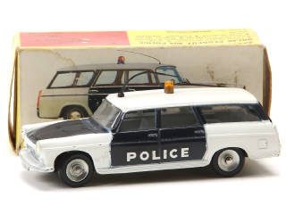 Lot 582 - DINKY TOYS (FRANCE) (1)