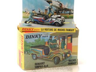 Lot 558 - DINKY TOYS (FRANCE) (1)