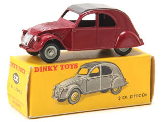 Lot 497 - DINKY TOYS (FRANCE) (1)
