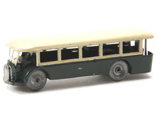 Lot 618 - DINKY TOYS (FRANCE) (1)