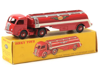Lot 627 - DINKY TOYS (FRANCE) (1)