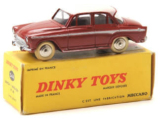 Lot 512 - DINKY TOYS (FRANCE) (1)