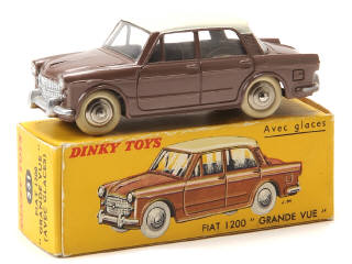 Lot 484 - DINKY TOYS (FRANCE) (1)