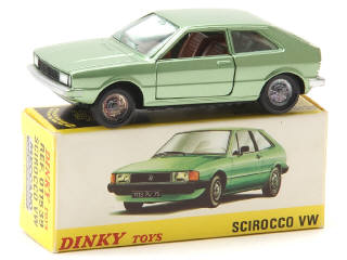 Lot 592 - DINKY TOYS (FRANCE) (1)