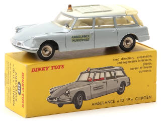 Lot 541 - DINKY TOYS (FRANCE) (1)
