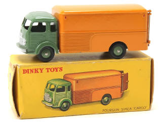 Lot 634 - DINKY TOYS (FRANCE) (1)