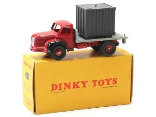 Lot 636 - DINKY TOYS (FRANCE) (1)