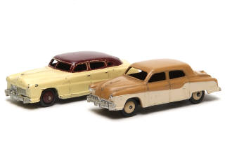 Lot 473 - DINKY TOYS (GB) (2)