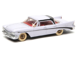 Lot 539 - DINKY TOYS (FRANCE) (1)