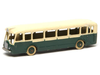 Lot 563 - DINKY TOYS (FRANCE) (1)
