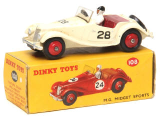 Lot 372 - DINKY TOYS (GB) (1)
