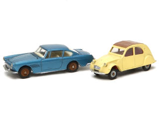 Lot 664 - DINKY TOYS (FRANCE) (2)