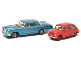 Lot 667 - DINKY TOYS (FRANCE) (2)