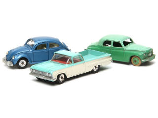Lot 429 - DINKY TOYS (GB) (3)