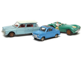 Lot 668 - DINKY TOYS (FRANCE) (3)