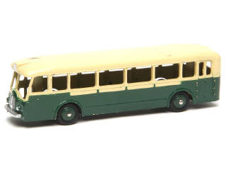 Lot 576 - DINKY TOYS (FRANCE) (1)