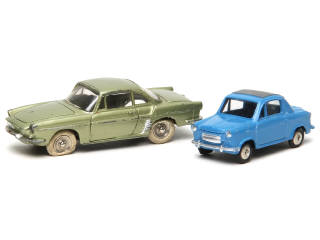 Lot 711 - DINKY TOYS (FRANCE) (2)