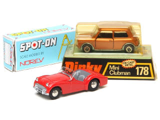 Lot 437 - DINKY TOYS (GB) (1)