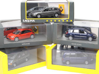 Lot 118 - UNIVERSAL HOBBIES (5)