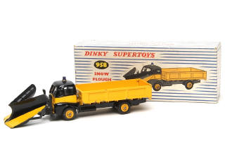 Lot 377 - DINKY TOYS (GB) (1)
