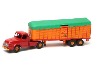 Lot 591 - DINKY TOYS (FRANCE) (1)