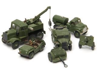 Lot 452 - DINKY TOYS (GB) (6)