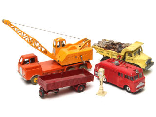 Lot 455 - DINKY TOYS (GB) (5)