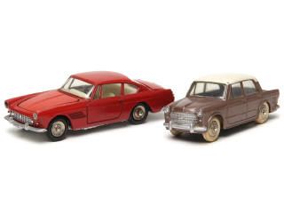 Lot 724 - DINKY TOYS (FRANCE) (2)
