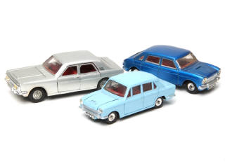 Lot 465 - DINKY TOYS (GB) (3)