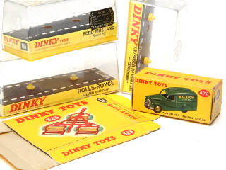 Lot 362 - DINKY TOYS (GB) (5)