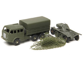Lot 730 - DINKY TOYS (FRANCE) (2)