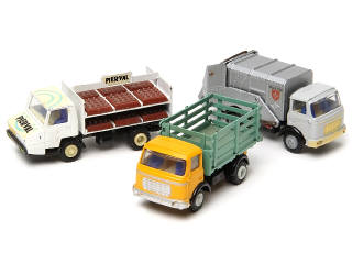 Lot 245 - FRANCE JOUETS (FRANCE) (3)
