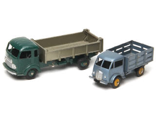 Lot 732 - DINKY TOYS (FRANCE) (2)