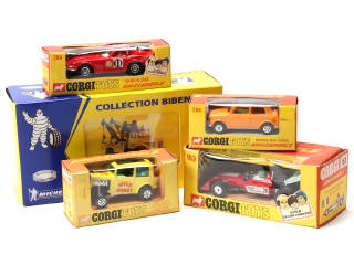 Lot 360 - CORGI TOYS (GB) (5)