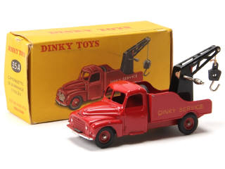 Lot 517 - DINKY TOYS (FRANCE) (1)