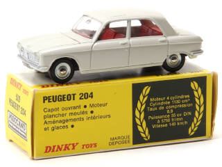 Lot 519 - DINKY TOYS (FRANCE) (1)