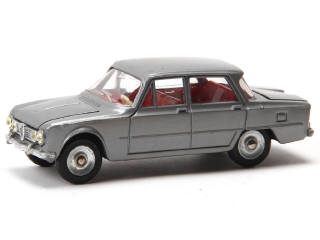 Lot 527 - DINKY TOYS (FRANCE) (1)