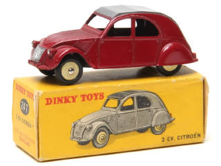 Lot 536 - DINKY TOYS (FRANCE) (1)