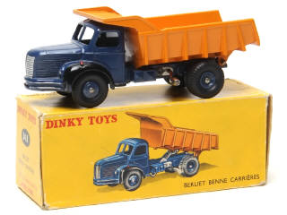Lot 540 - DINKY TOYS (FRANCE) (1)