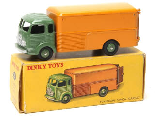 Lot 581 - DINKY TOYS (FRANCE) (1)