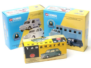 Lot 370 - CORGI TOYS (GB) (5)